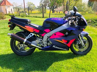Kawasaki ZXR 400, 1998, vhodný do zbierky, nová cena - 2