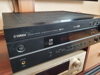 5.1 zosilňovač domáceho kina YAMAHA RX-V430 TOP stav - 2
