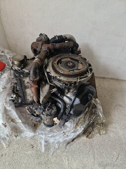 Motor prevodovka 171 kw - 2