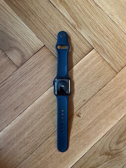 Apple Watch SE 40mm (1st generation) - 2
