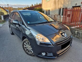 Peugeot 5008 2.0L HDi FAP BVA6 Automat 7 miestne - 2