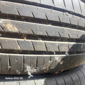 Predám 4× letné pneu 215/65R17 Nexen. - 2
