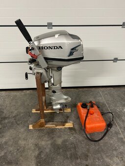 Lodny motor Honda 5hp - 2