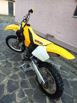 Suzuki RM 250 2t - 2