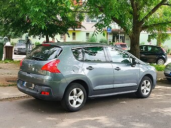 Peugeot 3008 crossover/ SUV /rodinné MPV /s vyšším posedom - 2