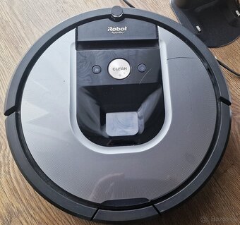 Robotický vysávač Roomba 605 - 2