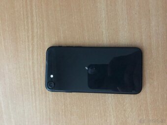 iPhone SE 2 - 2