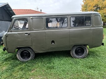 Uaz 452 Buchanka - 2