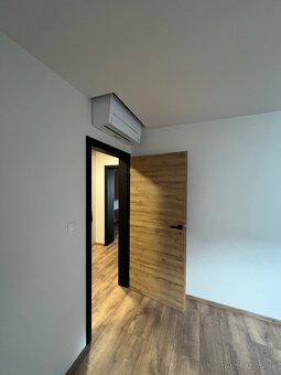 Prenájom nadštandardného, zariadeného bytu v centre Nemšovej - 2