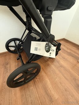 Kočík CYBEX PRIAM FLOWERS GREY - 2