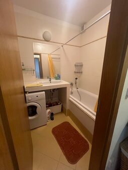 3 izb. byt v Lamači, HEYROVSKÉHO ul. - 2