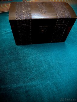 Drevená zdobená truhlička – krásny vintage kúsok - 2