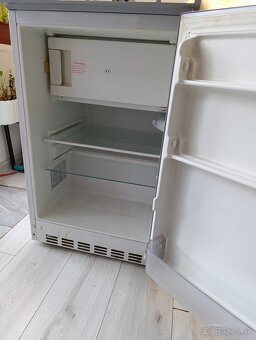 Chladnička s mrazničkou - 2