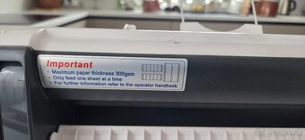 Rezacka na vizitky - 2