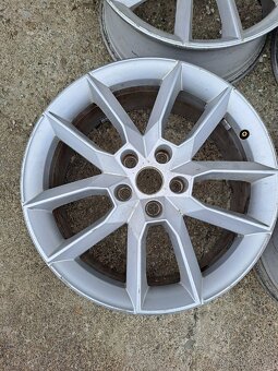 5x112 R18 Škoda Gemini RS - 2