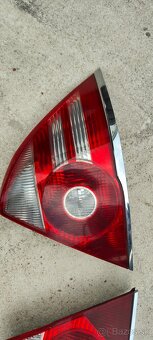 Zadne svetla ford mondeo mk3 - 2