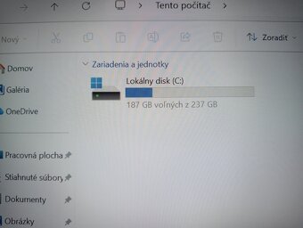 predám Dell latitude 5400 - Intel core i5 - 8gb ram -ssd - 2