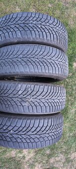 Pneu 205/60/r16 - 2