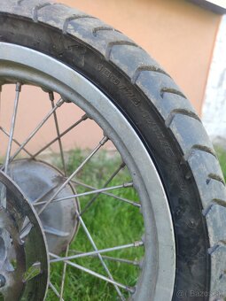 Kolesá na motocykel - 2