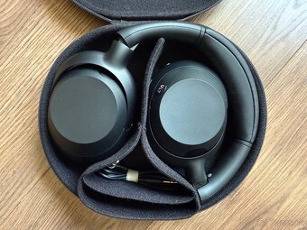 Sony ULT WEAR čierne - 2