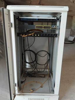 Rack - skriňa - 2