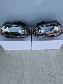 Predné svetla pre VW golf 4 s led pásom - 2