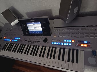 Yamaha Tyros4 - 2