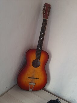 Predam Gitary - 2