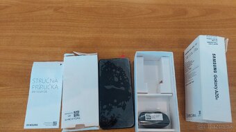 Samsung Galaxy A20e - 2