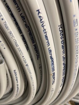 Plastohlinikova rúra - 2