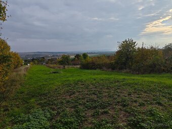 Pozemok Nitrianské Hrnciarovce - 2