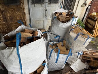 Drevo buk/ dub / smrek - 2