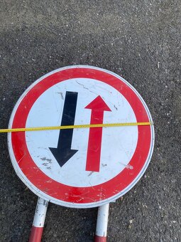 Dopravné znacky - 2