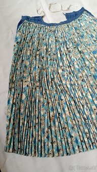 Krojová sukňa -súčast kroja - 2