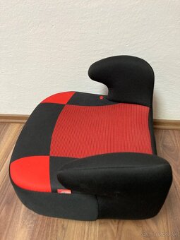 Predám detsky podsedak do auta 15-36 kg - 2