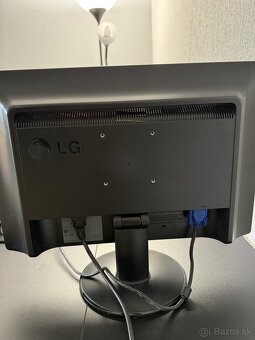 Monitor LG FLATRON W1934S BLACK - 2