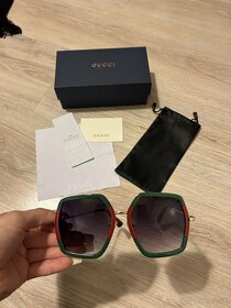 Gucci slnečné okuliare GG0106S - farebno/zlaté (GG1) - 2