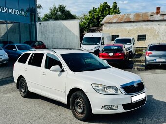Škoda Octavia Combi 1.9 TDI PD 4x4 Elegance / Ťažné / - 2