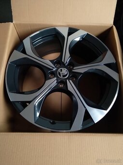 19" alu ŠKODA OCTAVIA 4 + letné pneu. - 2