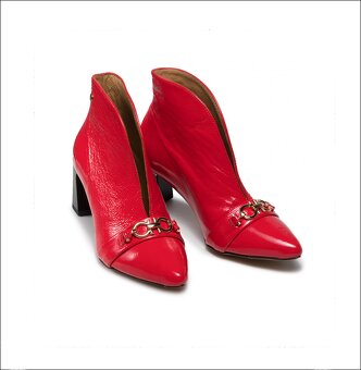 Červené kožené čižmy v.40 - 2