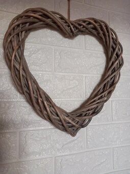 Veľké závesné drevené srdce 36x36 cm - 2