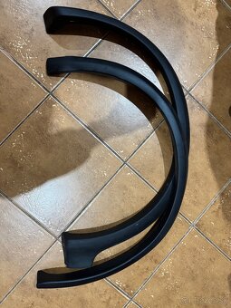 Volkswagen golf Mk2 plastové lemy blatníkov - 2