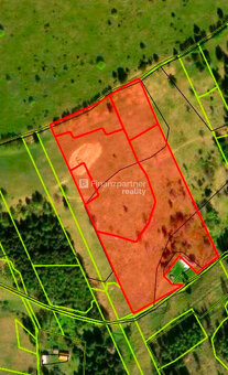 Pozemok so stavebným povolením a výhľadom na Nízke Tatry - 2