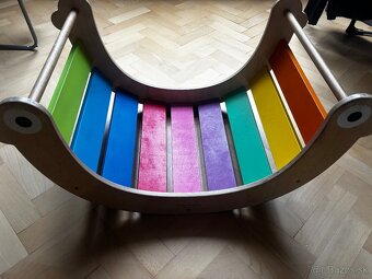 Farebna utukutu hojdacka - 2