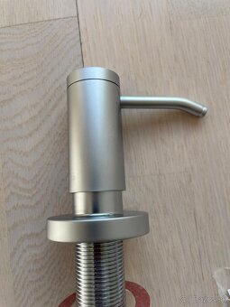 KEUCO Plan dávkovač tekutín - 2