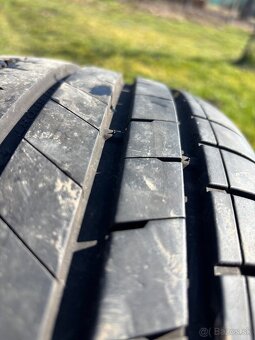 225/45 R18 audi s4 - 2