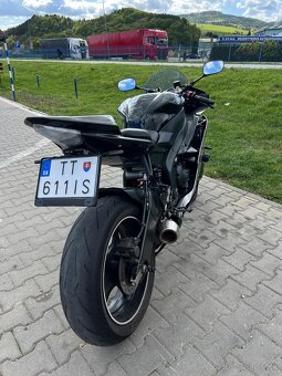 Yamaha R6 - 2