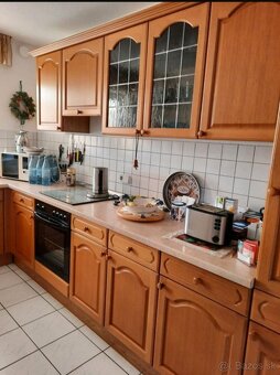Velká kuchyňská linka ve tvaru L, č. 3557 - 2