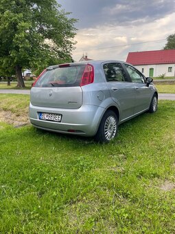 Fiat grande punto - 2