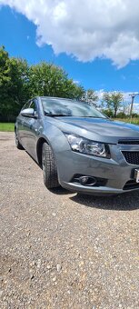 Chevrolet Cruze - 2